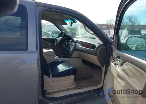 2013 GMC Yukon Sle z USA, uszkodzony, nr VIN 1GKS2AE01DR182184